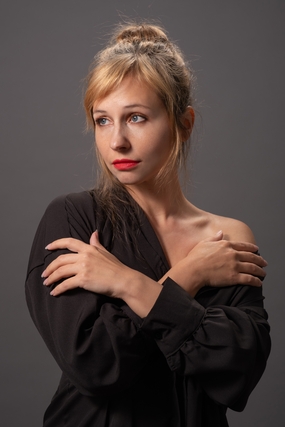 欧美时尚香肩女郎性感美女图片